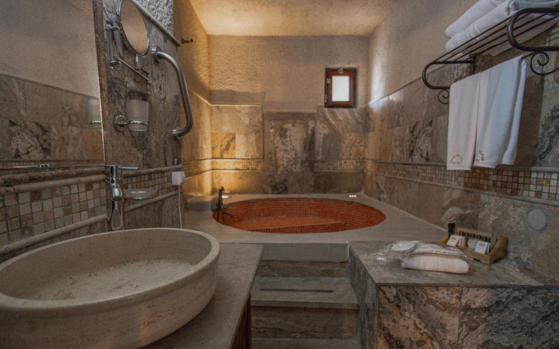 Maccan Cave Hotel Goreme Bagian luar foto